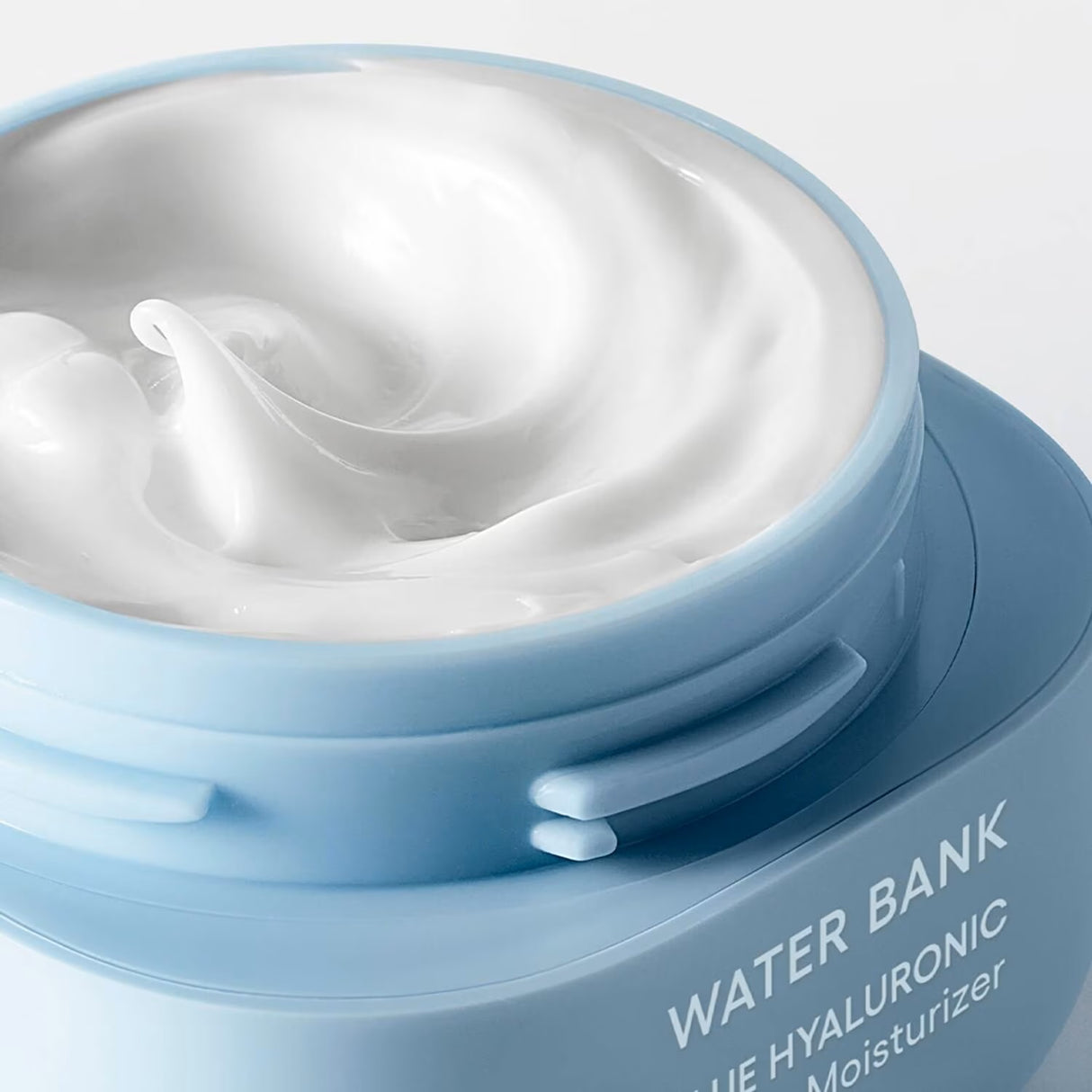 laneige-hyaluronc-gelmoisturizer-50ml-1-799708-4