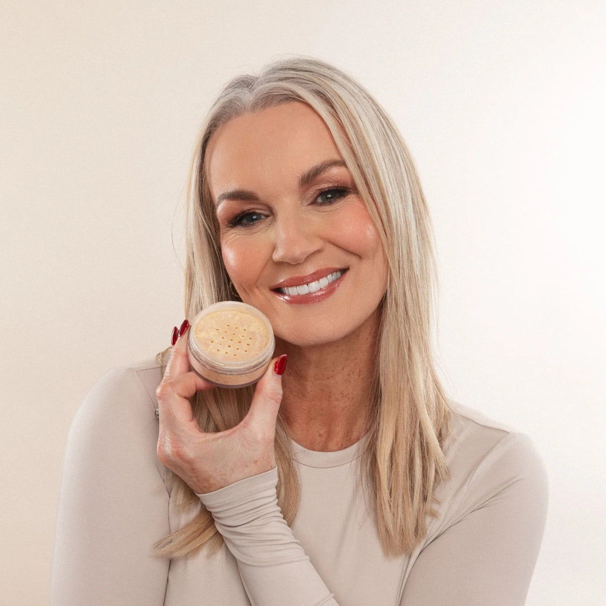 kash-beauty-loose-powder-honey-kb113-3