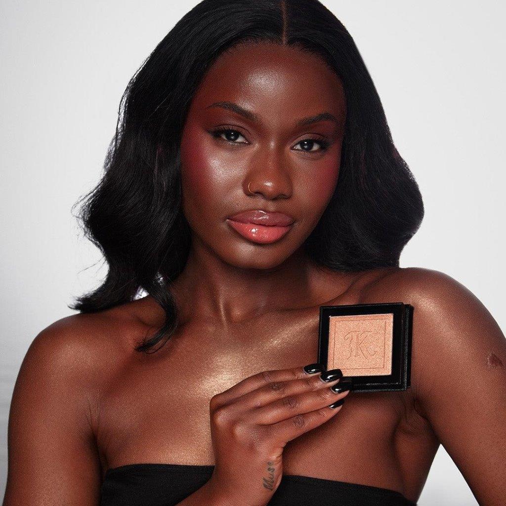 kash-beauty-bronze-powder-silk-2
