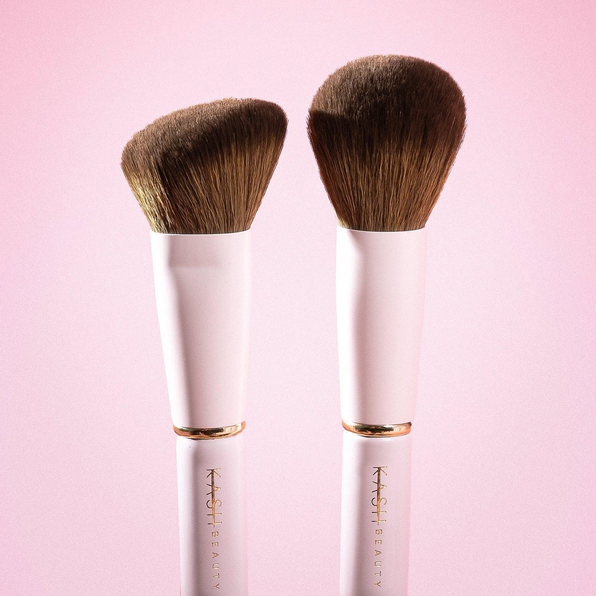 kash-beauty-x-charleen-face-brush-duo-3
