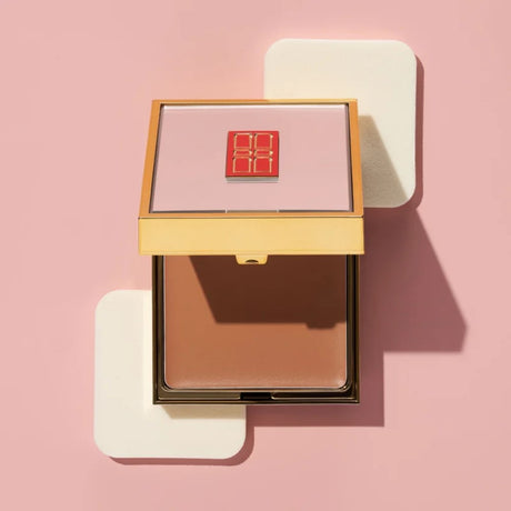 elizabeth-arden-flawless-finish-sponge-on-cream-2