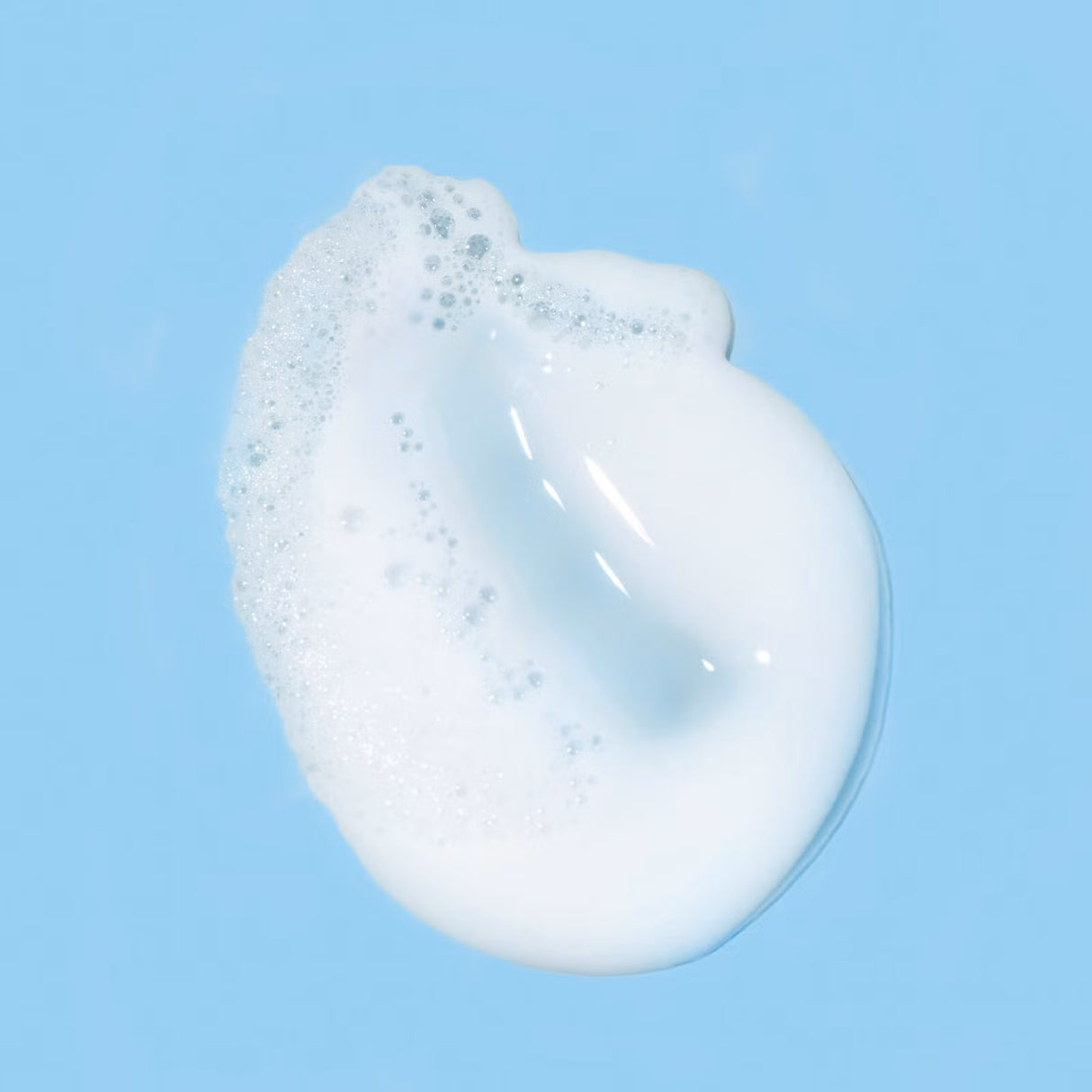 cerave-hydrating-cream-to-foam-cleanser-236ml-2