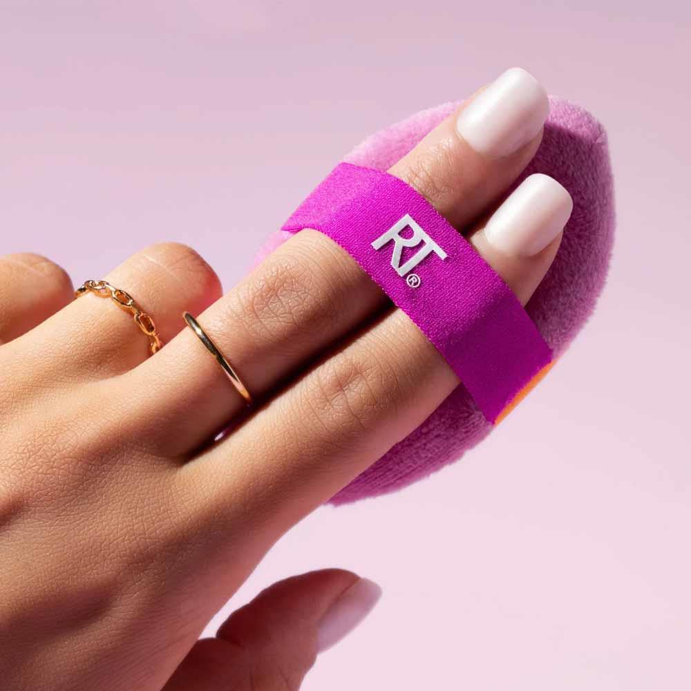 real-techniques-miracle-2-in-1-powder-puff-duo-6