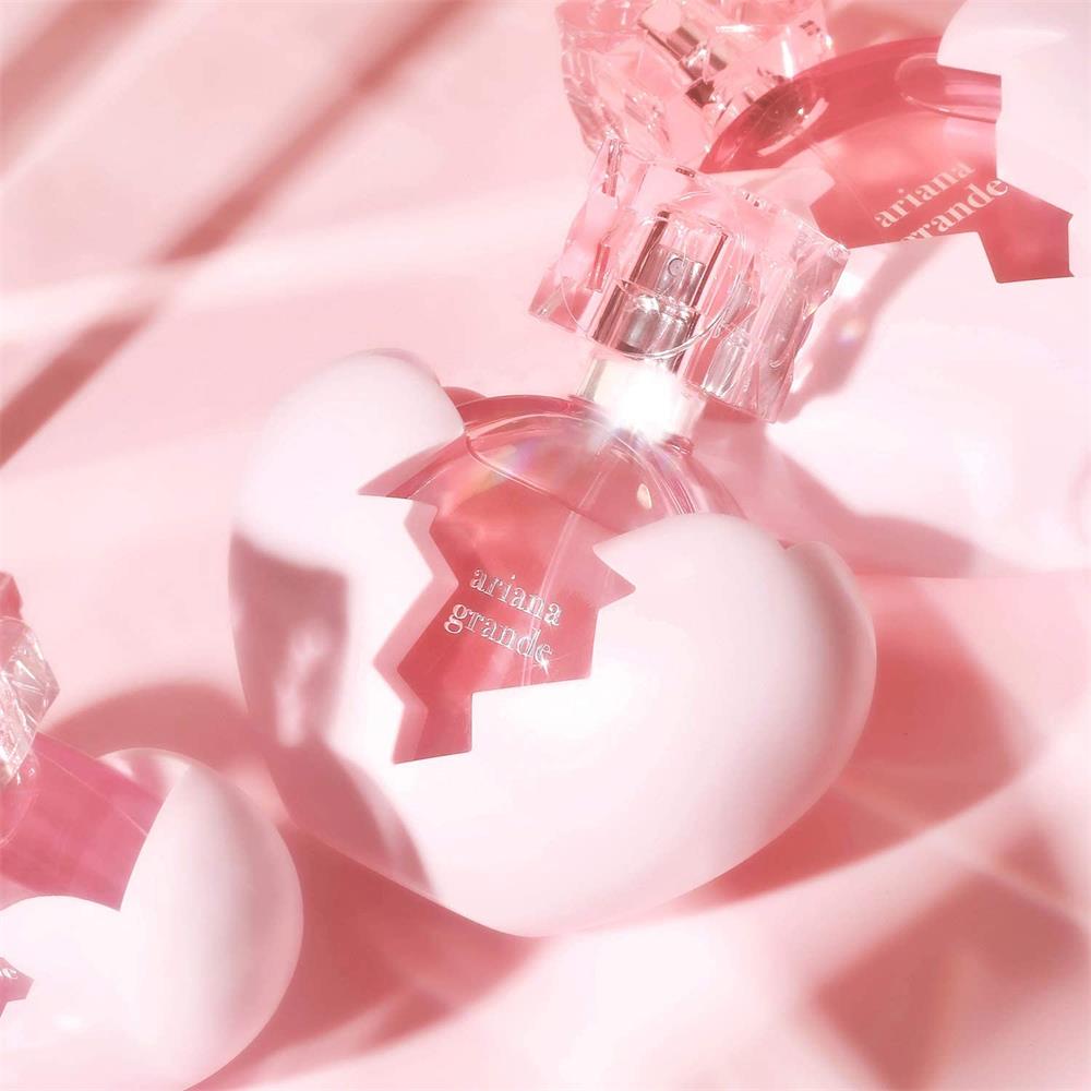 ariana-grande-thank-u-next-eau-de-parfum-2