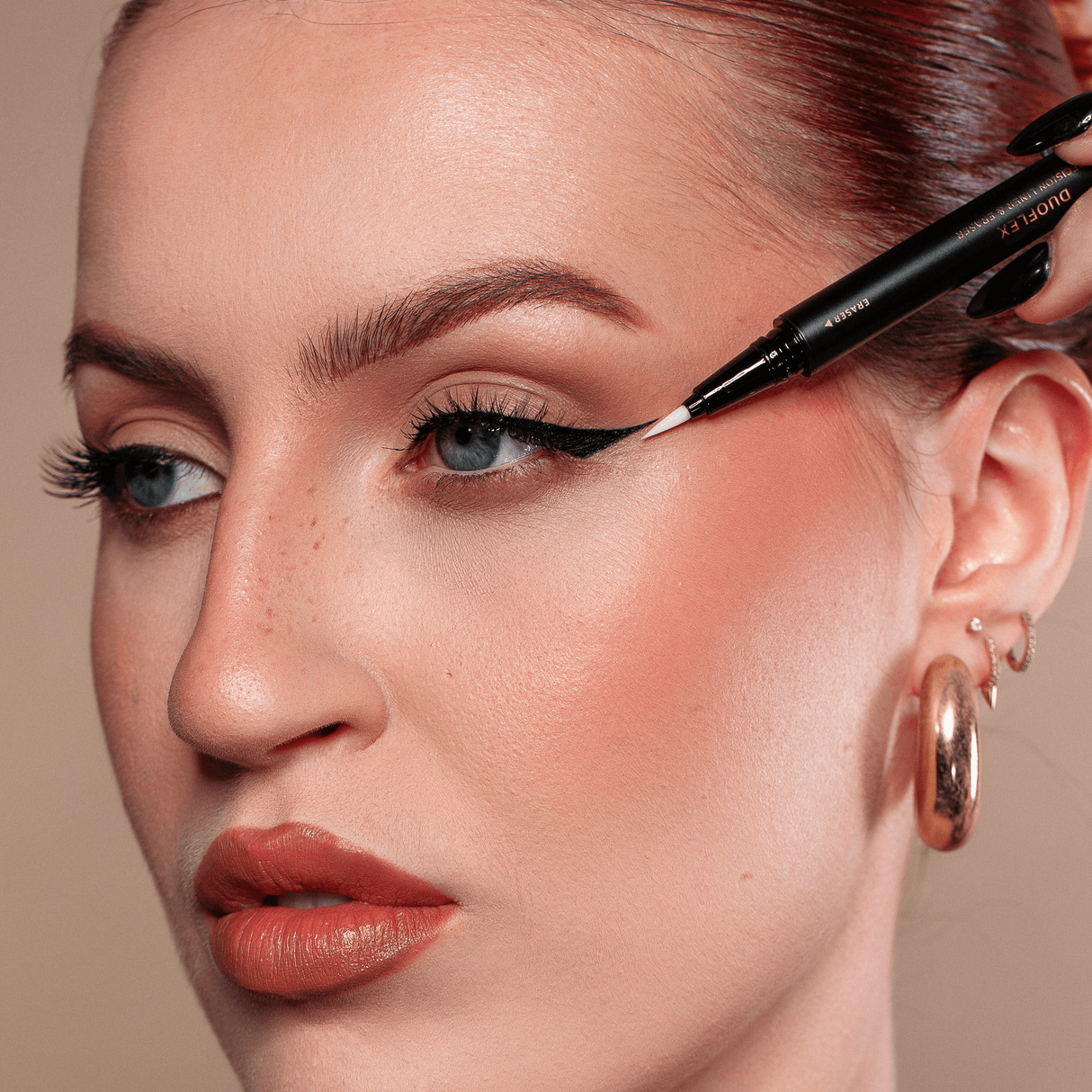 kash-beauty-duoflex-liquid-liner-2