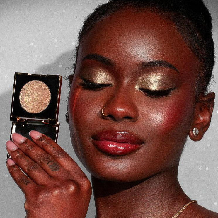 kash-beauty-fame-glitter-glaze-2