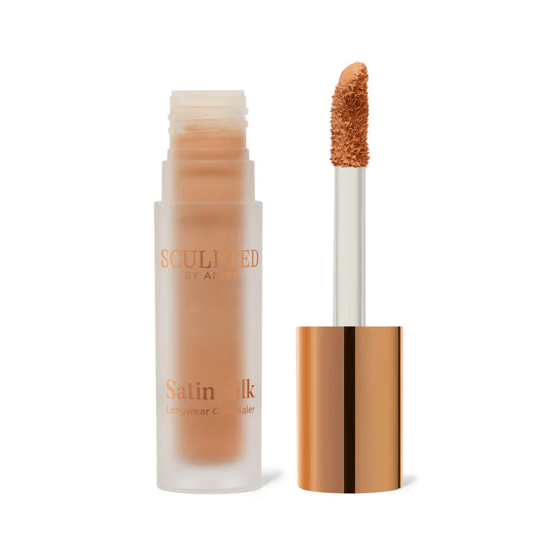 sculpted-by-aimee-satin-silk-longwear-concealer-9