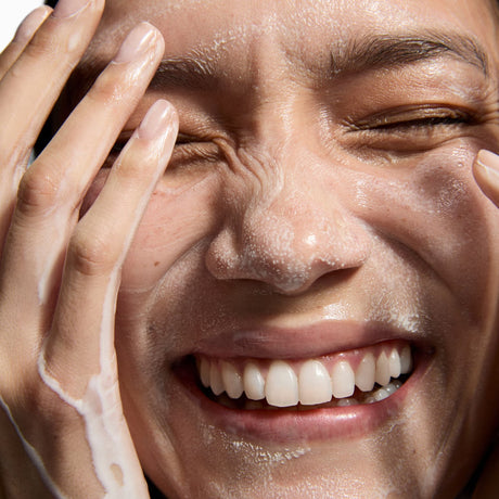 the-inkey-list-hydrating-milky-cleanser-180ml-180ml-1102694-5