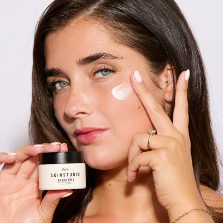 bperfect-skin-studio-annalivia-radiant-hydrating-water-cream-bpe0799-2