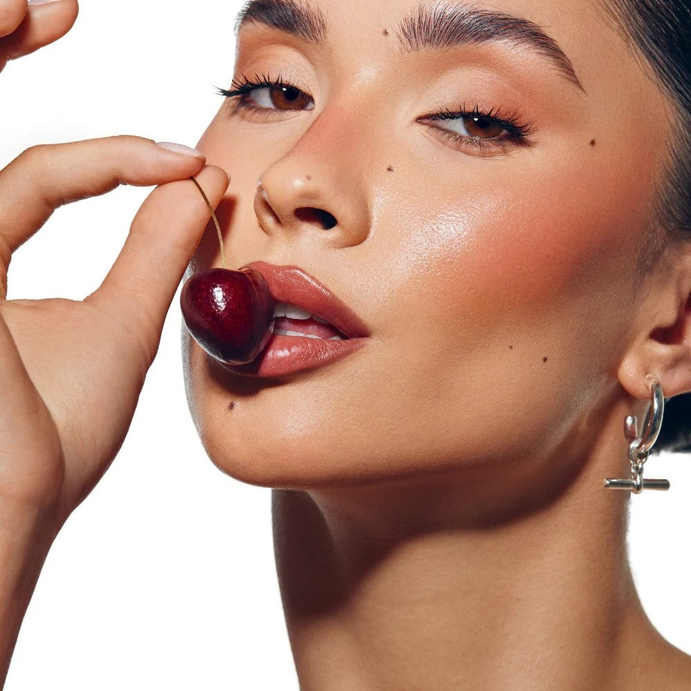 SOSUbySJ Satin Liquid Blush